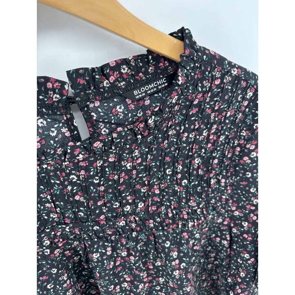 Bloom‎ Chic Shirt Black Floral Flowy Sleeves Ruched Women's Plus Size 18/20 - Picture 2 of 10